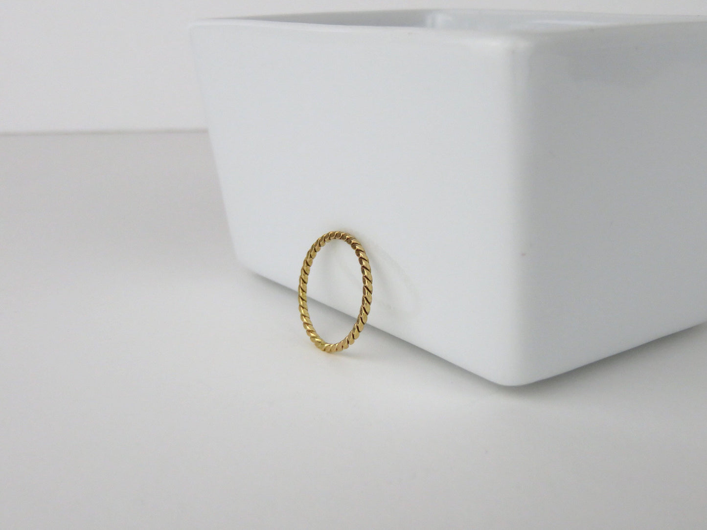 14k Gold Filled 1.2mm Twisted Ring