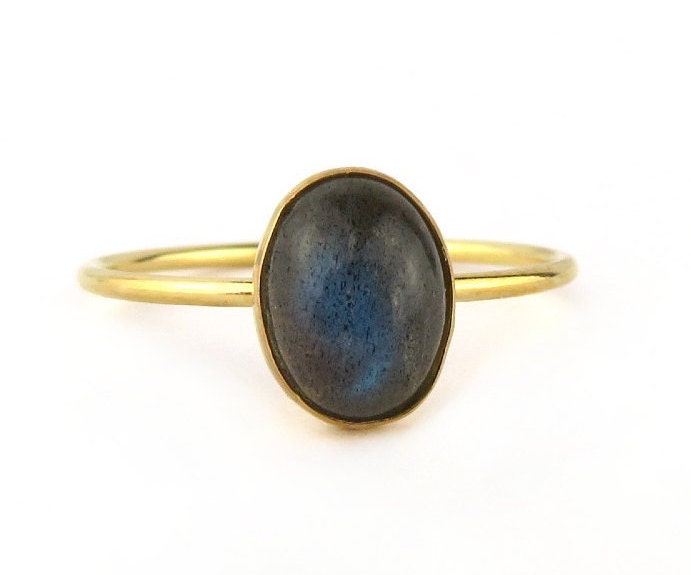 14k Gold Filled 6x8mm Oval Rainbow Labradorite Ring