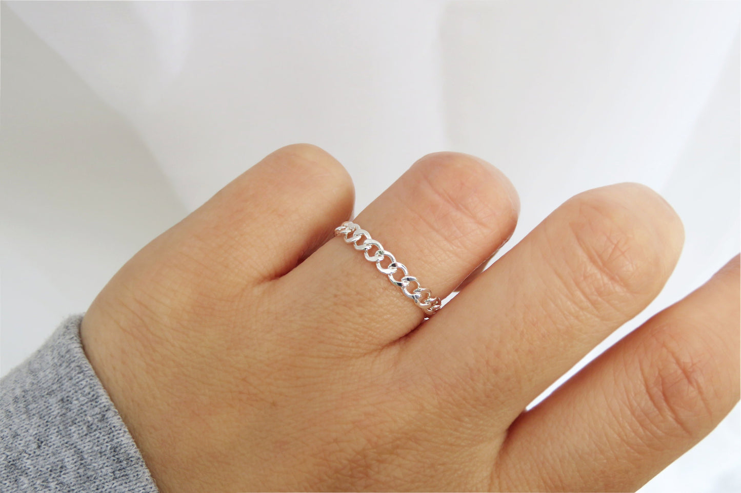 .925 Sterling Silver 2.7mm Curb Chain Ring