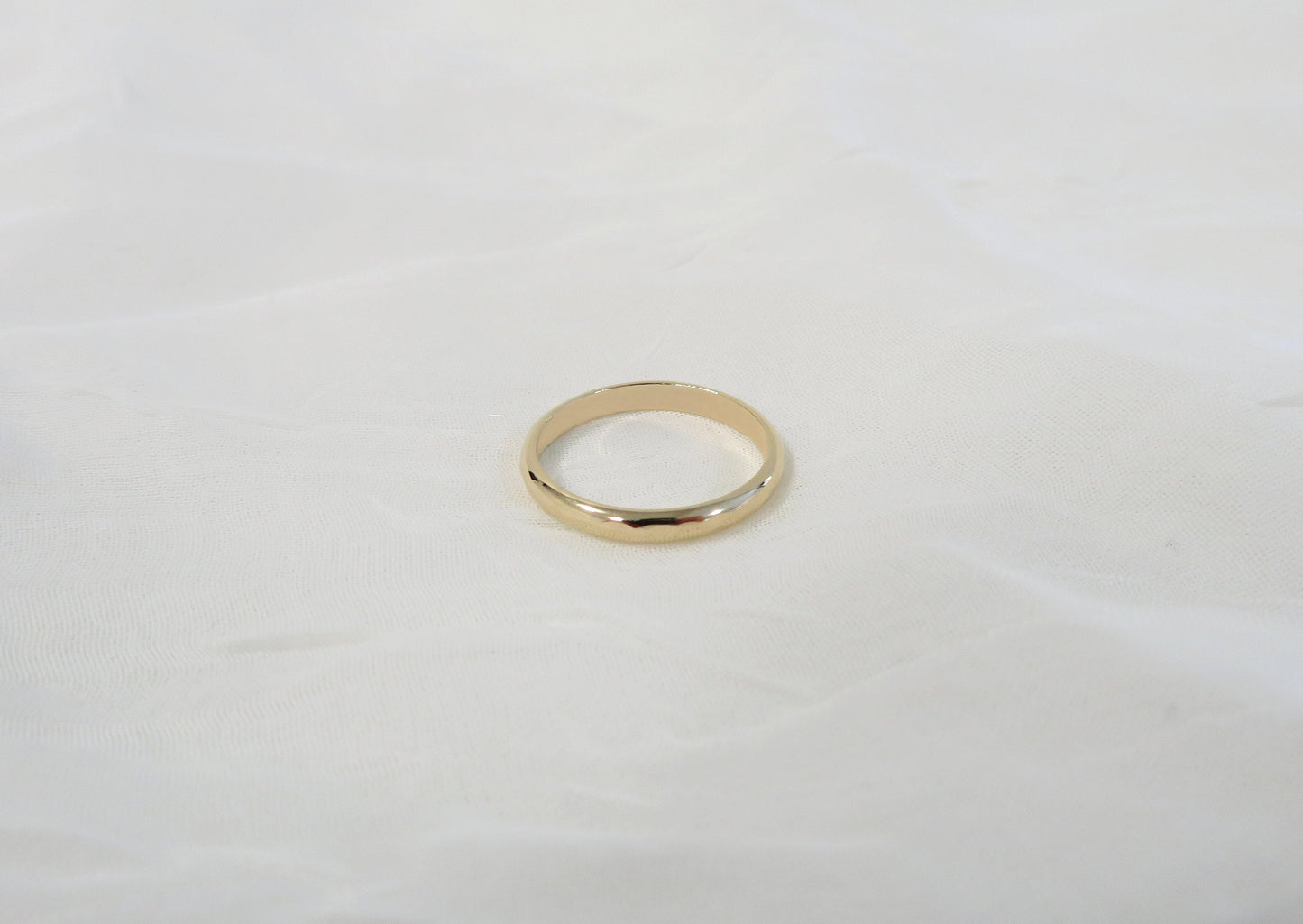 14k Gold 2.6mm Half Round Hammered Ring
