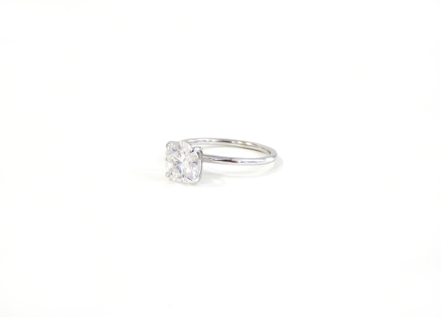 14k Gold 1.5ct Round Moissanite Ring