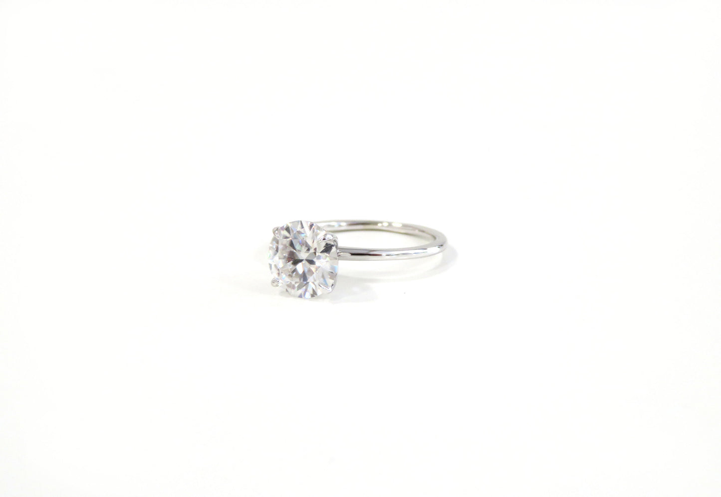14k Gold 2ct Round Moissanite Ring