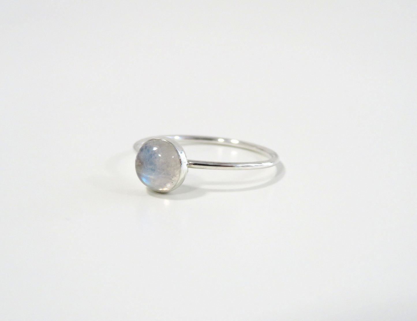 .925 Sterling Silver 6mm Round Rainbow Moonstone Ring
