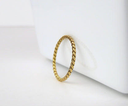 14k Gold Filled 1.2mm Twisted Ring
