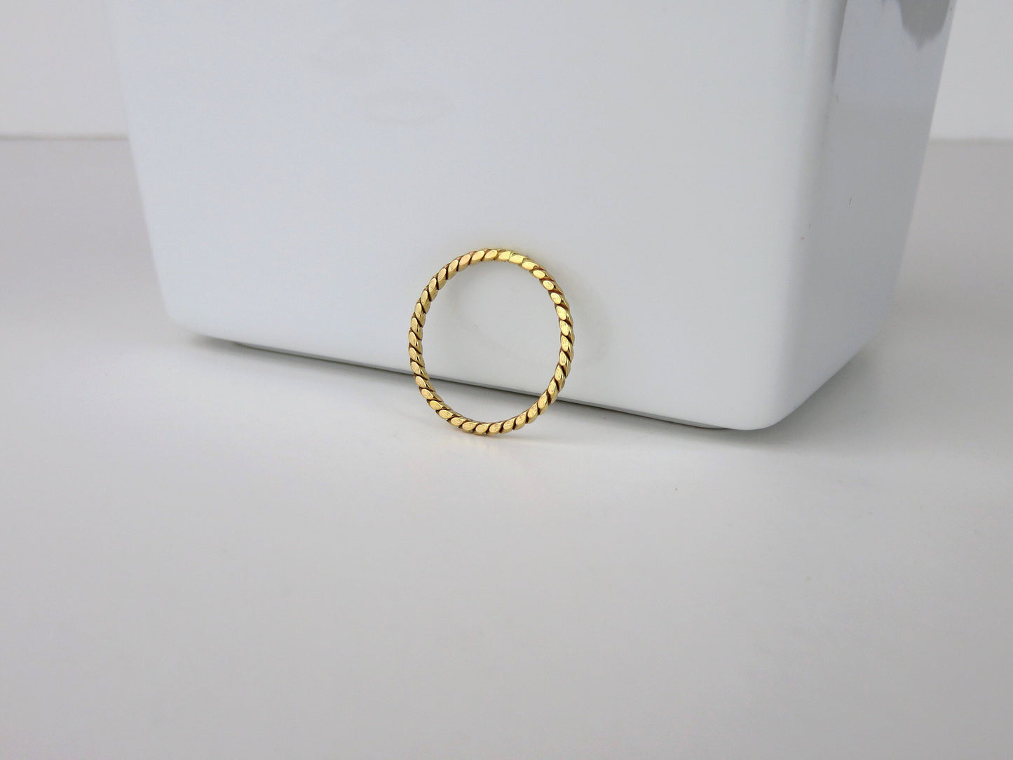 14k Gold Filled 1.2mm Twisted Ring