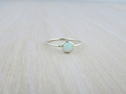 .925 Sterling Silver 5mm Fire White Opal Ring