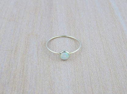 .925 Sterling Silver 5mm Fire White Opal Ring