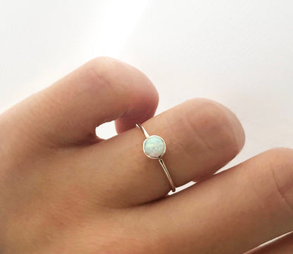 .925 Sterling Silver 5mm Fire White Opal Ring