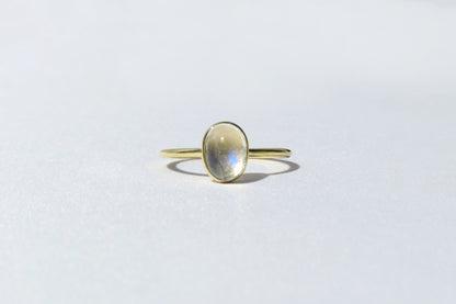 14k Gold 6x8mm Oval Moonstone Ring