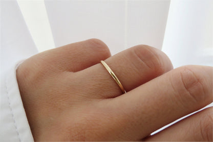 14k Gold 1.6mm Half Round Band