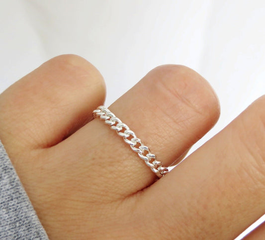 .925 Sterling Silver 3mm Curb Chain Ring