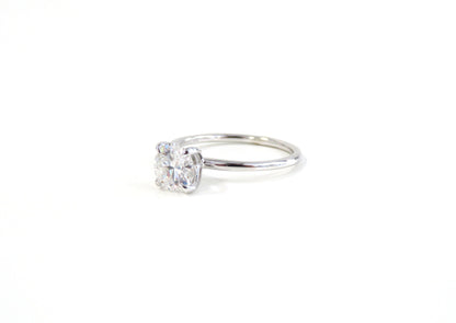 14k Gold 1.00ct Round Moissanite Engagement Ring